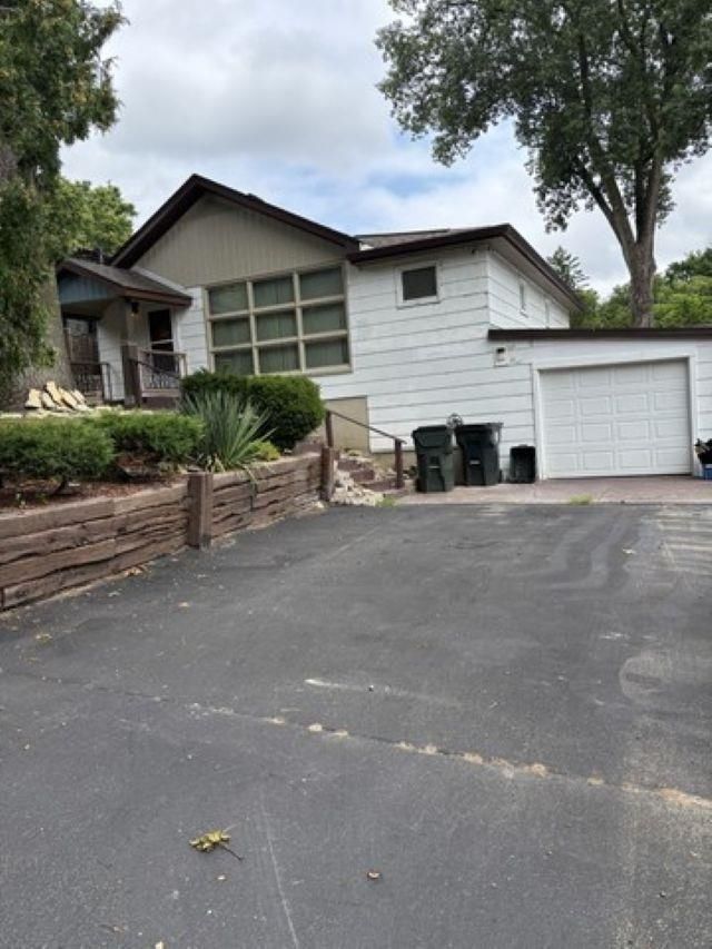 38227 N 3rd Avenue, Spring Grove, IL 60081 Main Photo