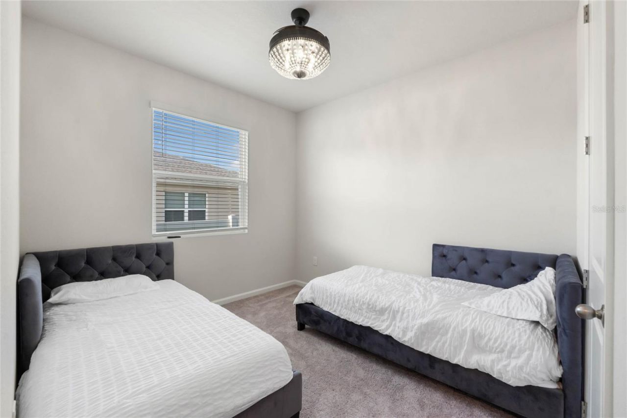 5315 Meadow Song Drive, Okahumpka, FL 34762 Photo