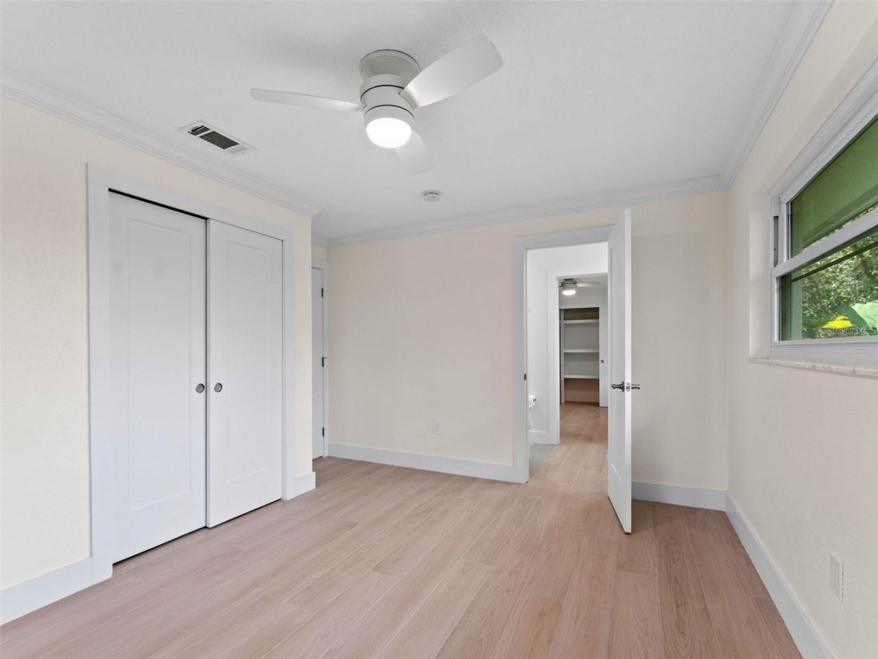 7220 Sunshine Drive S, Saint Petersburg, FL 33705 Photo