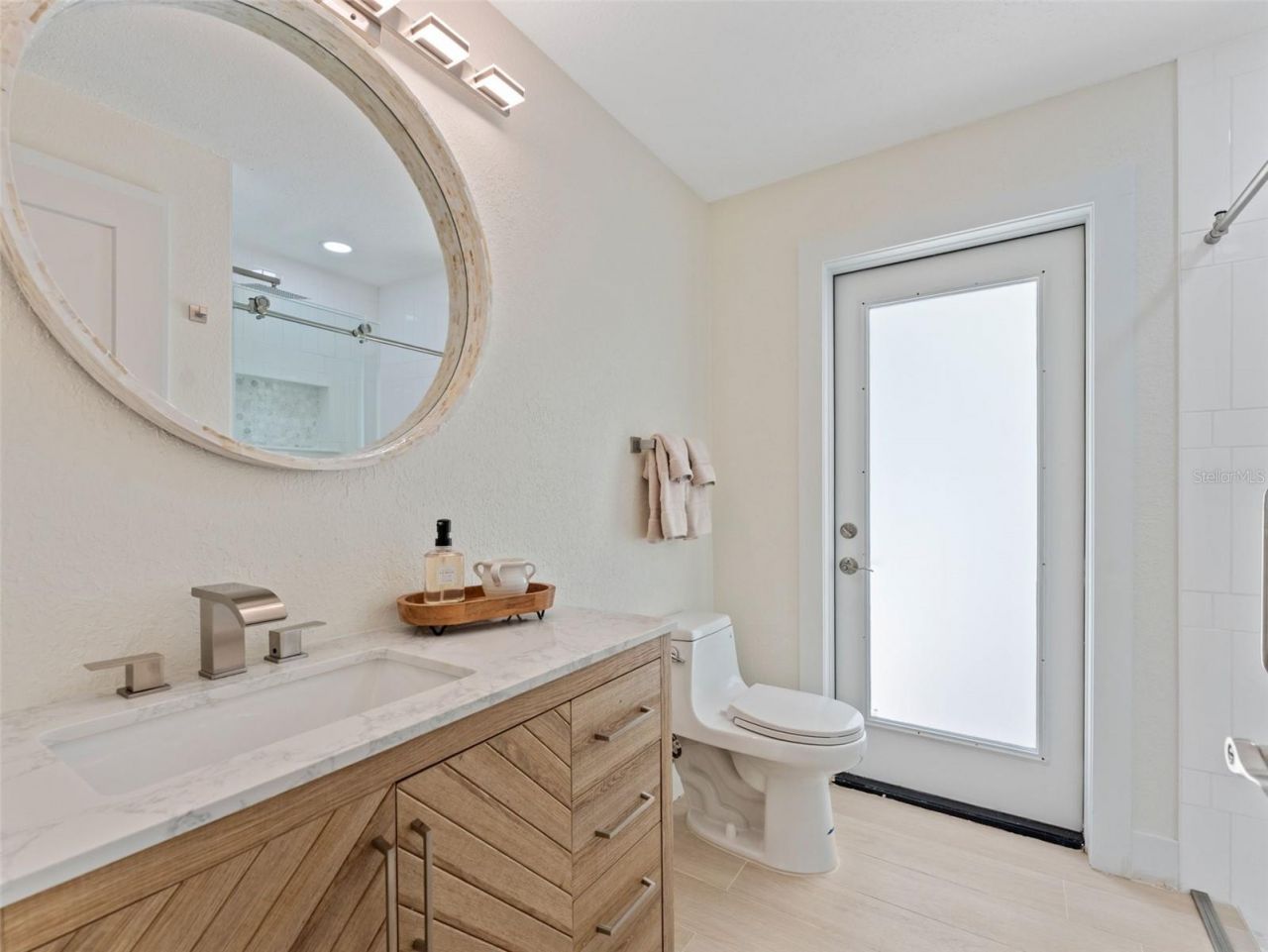 7220 Sunshine Drive S, Saint Petersburg, FL 33705 Photo