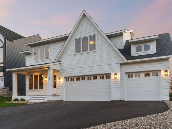 11184 Johnson Ridge, Eden Prairie, MN 55347