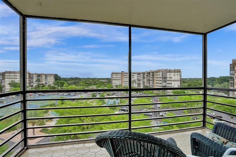 1100 Saint Charles Pl, Unit 612, Pembroke Pines, FL 33026 Photo