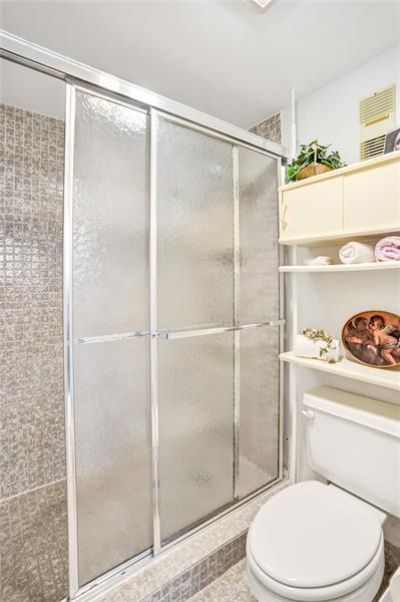 1100 Saint Charles Pl, Unit 612, Pembroke Pines, FL 33026 Photo