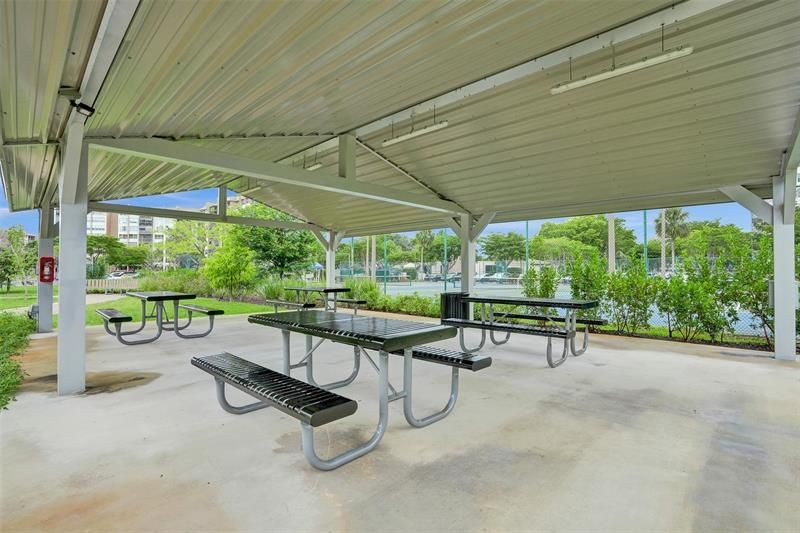 1100 Saint Charles Pl, Unit 612, Pembroke Pines, FL 33026 Photo