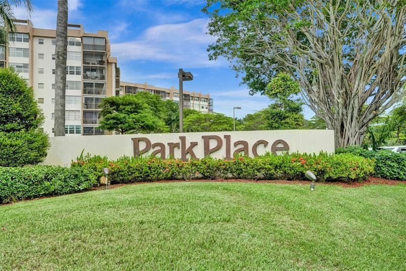 1100 Saint Charles Pl, Unit 612, Pembroke Pines, FL 33026 Photo