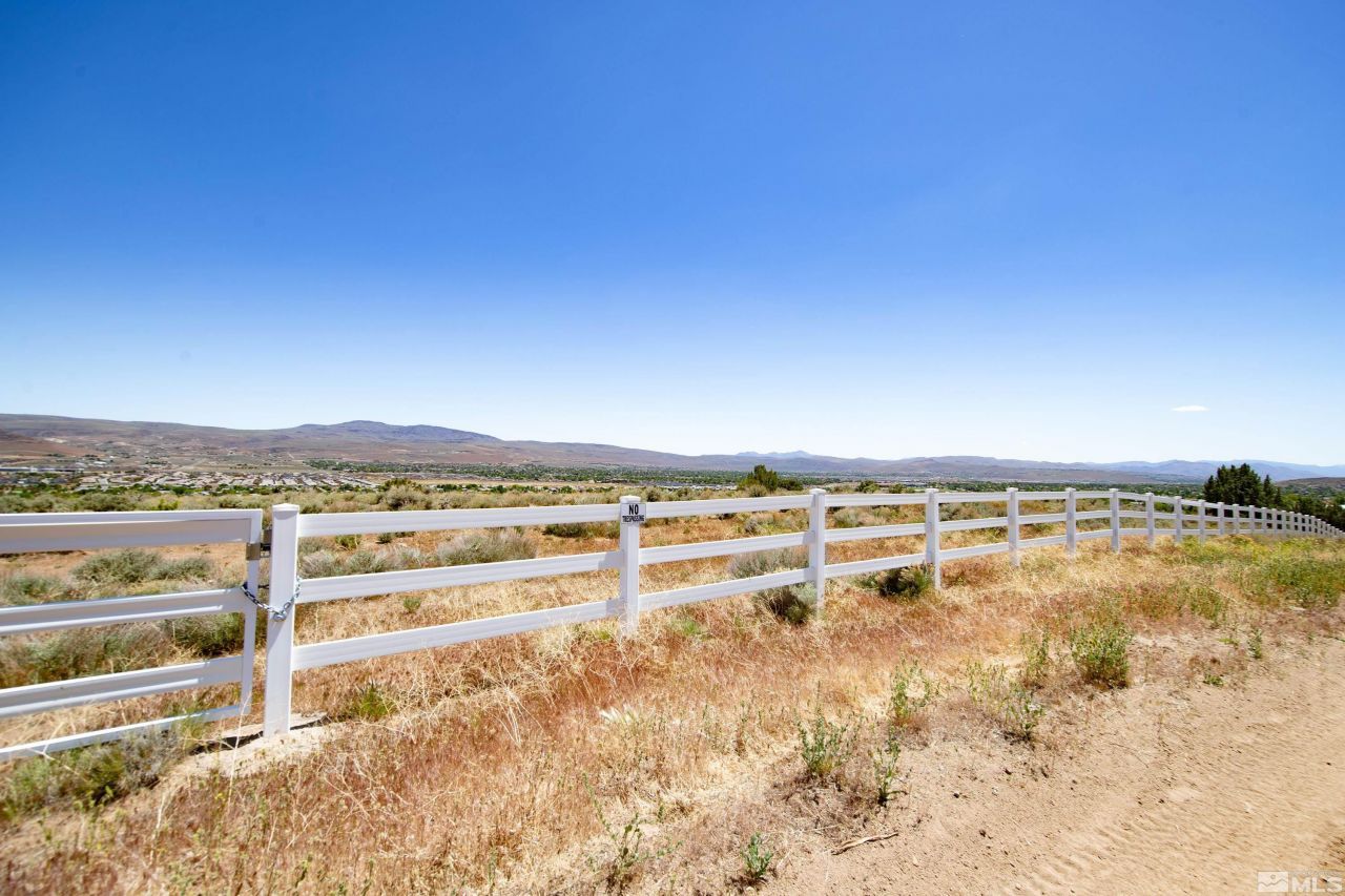 1247 Fuggles Drive, Sparks, NV 89441 Photo