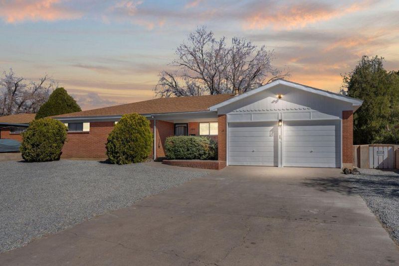 2908 Pennsylvania Street Ne, Albuquerque, NM 87110 Main Photo