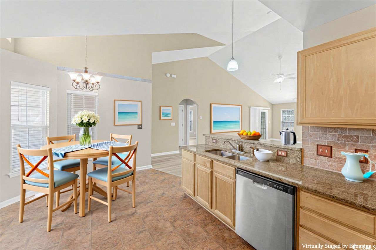 1036 Great Lakes Circle Photo 15