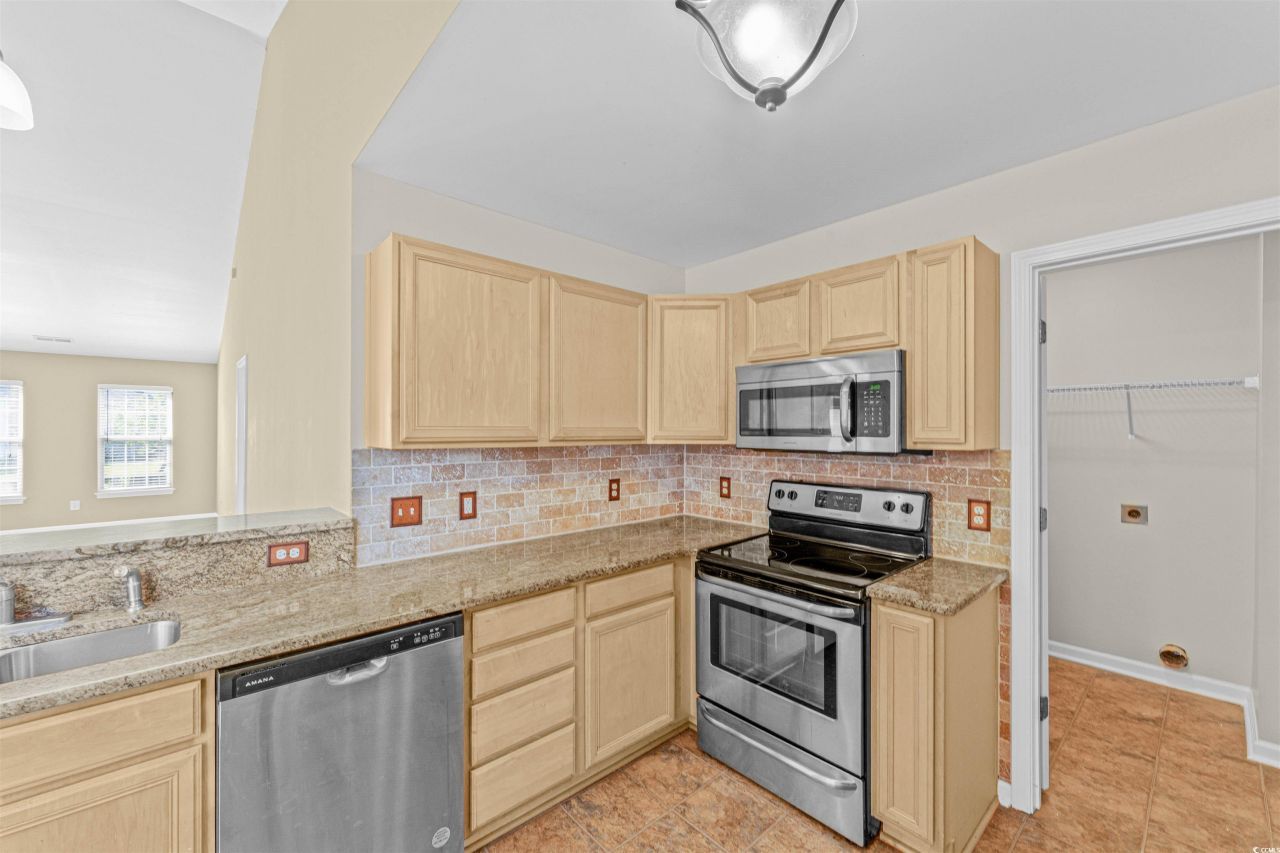 1036 Great Lakes Circle Photo 16