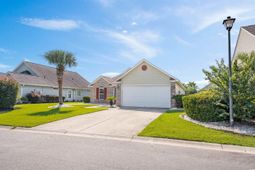 1036 Great Lakes Circle photo 4