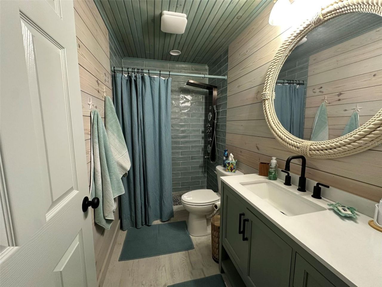 5006 Starfish Dr Se, Unit A, Saint Petersburg, FL 33705 Photo