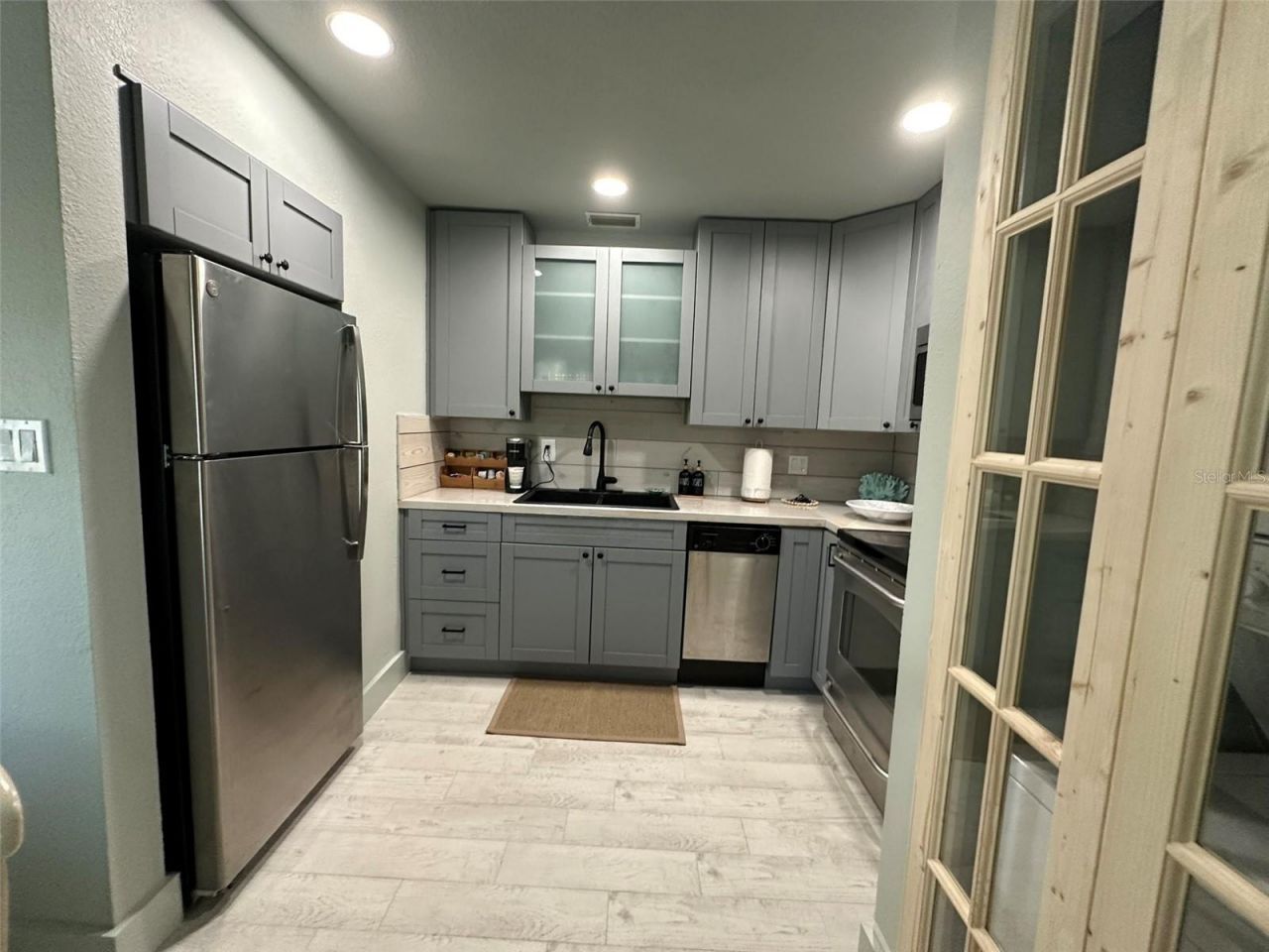 5006 Starfish Dr Se, Unit A, Saint Petersburg, FL 33705 Photo