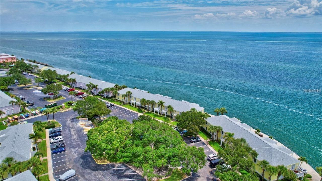 5006 Starfish Dr Se, Unit A, Saint Petersburg, FL 33705 Photo