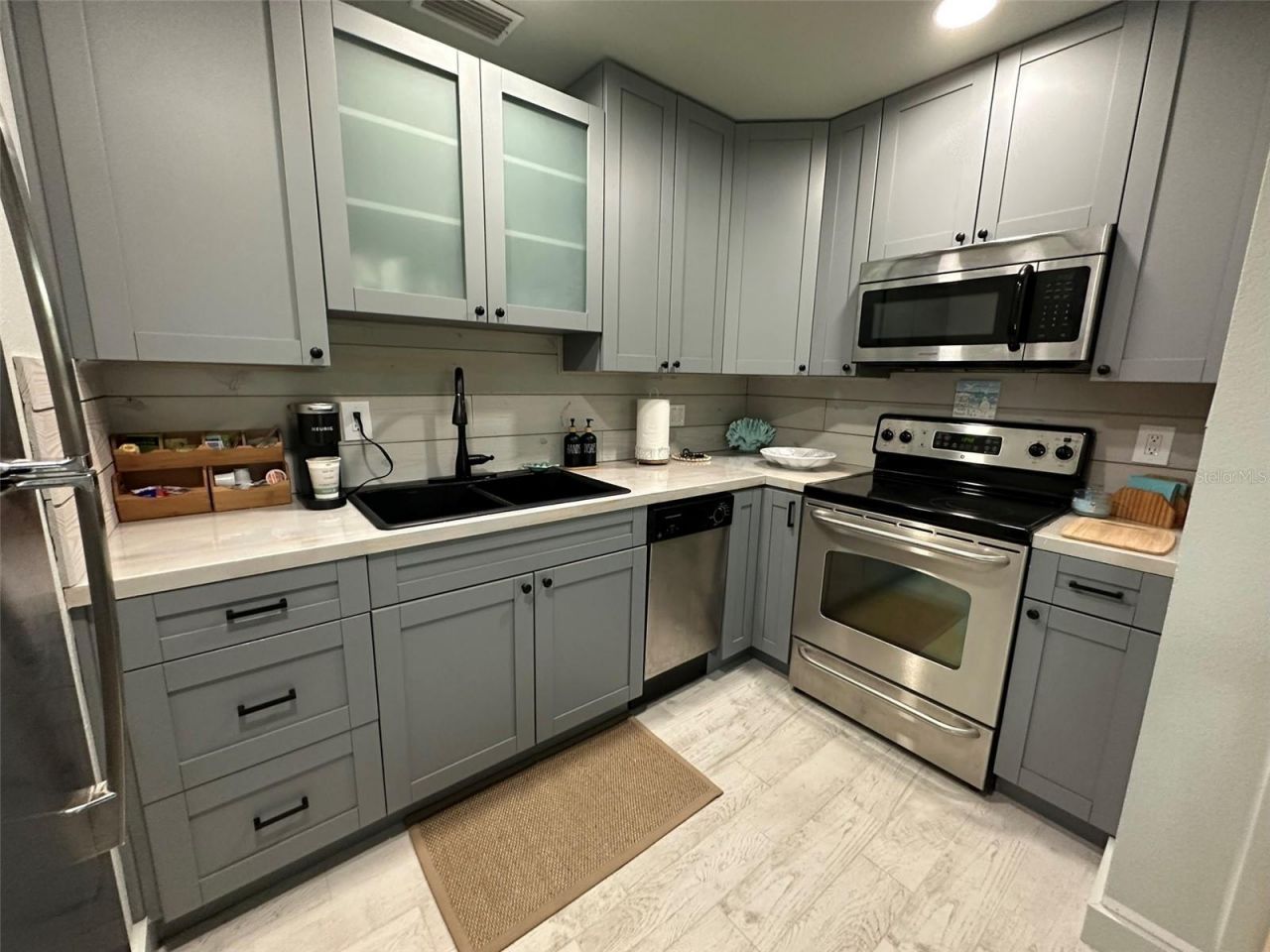 5006 Starfish Dr Se, Unit A, Saint Petersburg, FL 33705 Photo
