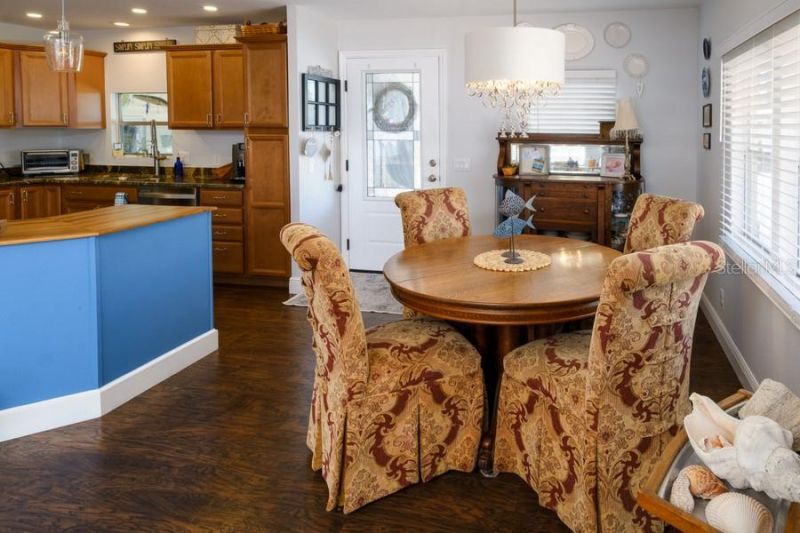 1916 Illinois Avenue, Bradenton, FL 34207 Photo