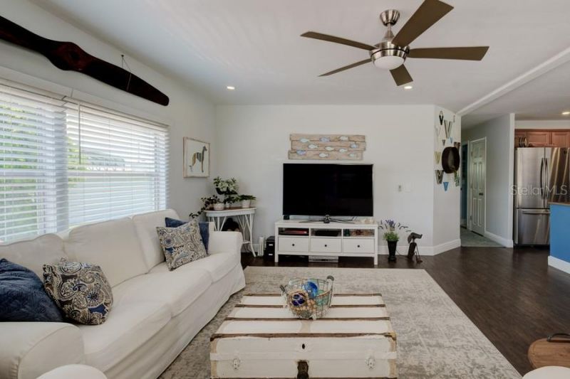 1916 Illinois Avenue, Bradenton, FL 34207 Photo