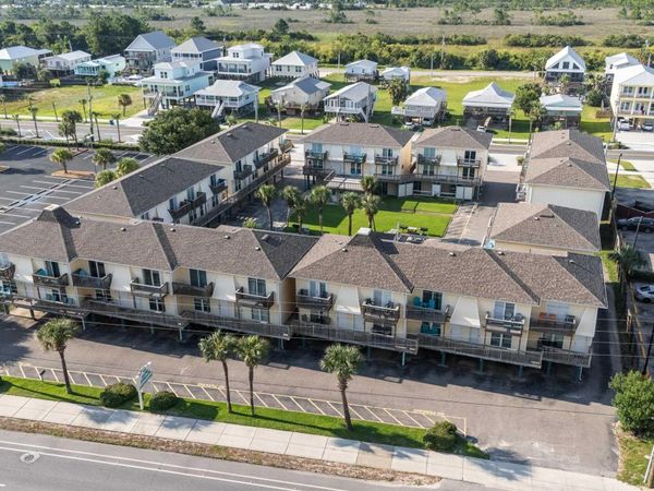 372 E Beach Boulevard, Unit 11, Gulf Shores, AL 36542