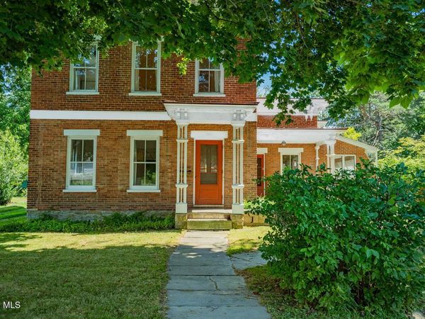 8 North Park Street, Cambridge, NY 12816