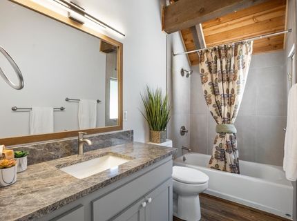 15031 Glenshire Drive, Truckee, CA 96161 Photo