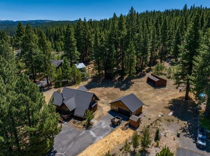 15031 Glenshire Drive, Truckee, CA 96161 Photo