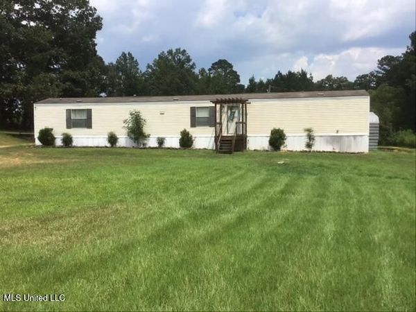 396 Rankin Ferguson Road, Pelahatchie, MS 39145
