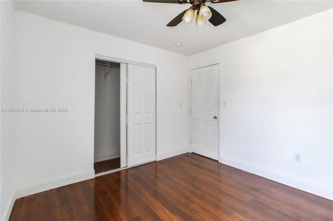 1958 NW 100th Ave, Pembroke Pines, FL 33024 Photo