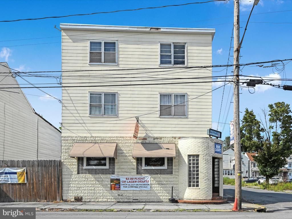 337 E CENTRE STREET, SHENANDOAH, PA 17976