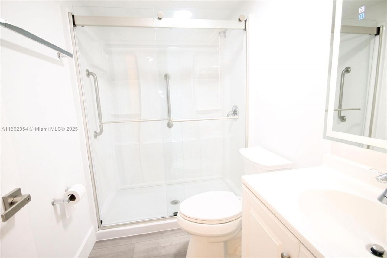 301 SW 135th Ave, Unit 113C, Pembroke Pines, FL 33027 Photo