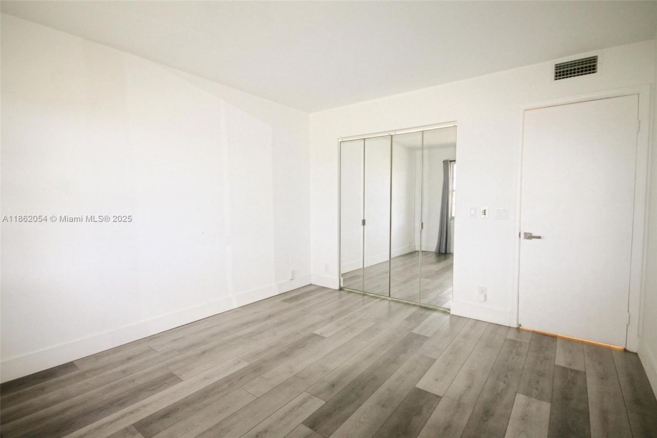 301 SW 135th Ave, Unit 113C, Pembroke Pines, FL 33027 Photo