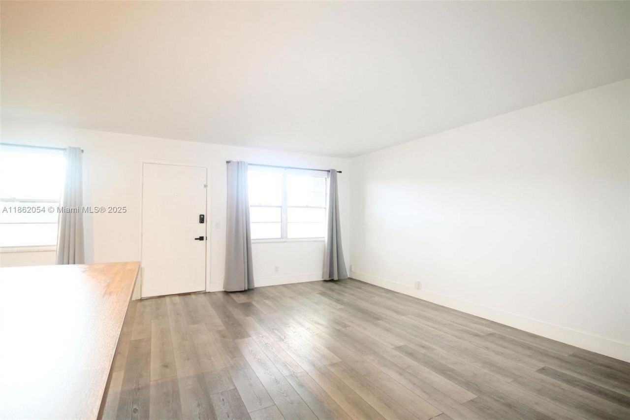 301 SW 135th Ave, Unit 113C, Pembroke Pines, FL 33027 Photo