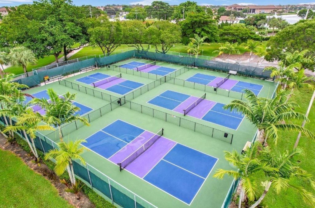 301 SW 135th Ave, Unit 113C, Pembroke Pines, FL 33027 Photo