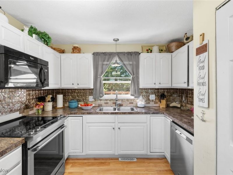 9208 Thorpe Road, Berlin Heights, OH 44814 Photo 10