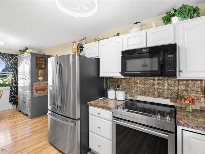 9208 Thorpe Road, Berlin Heights, OH 44814 Photo 8