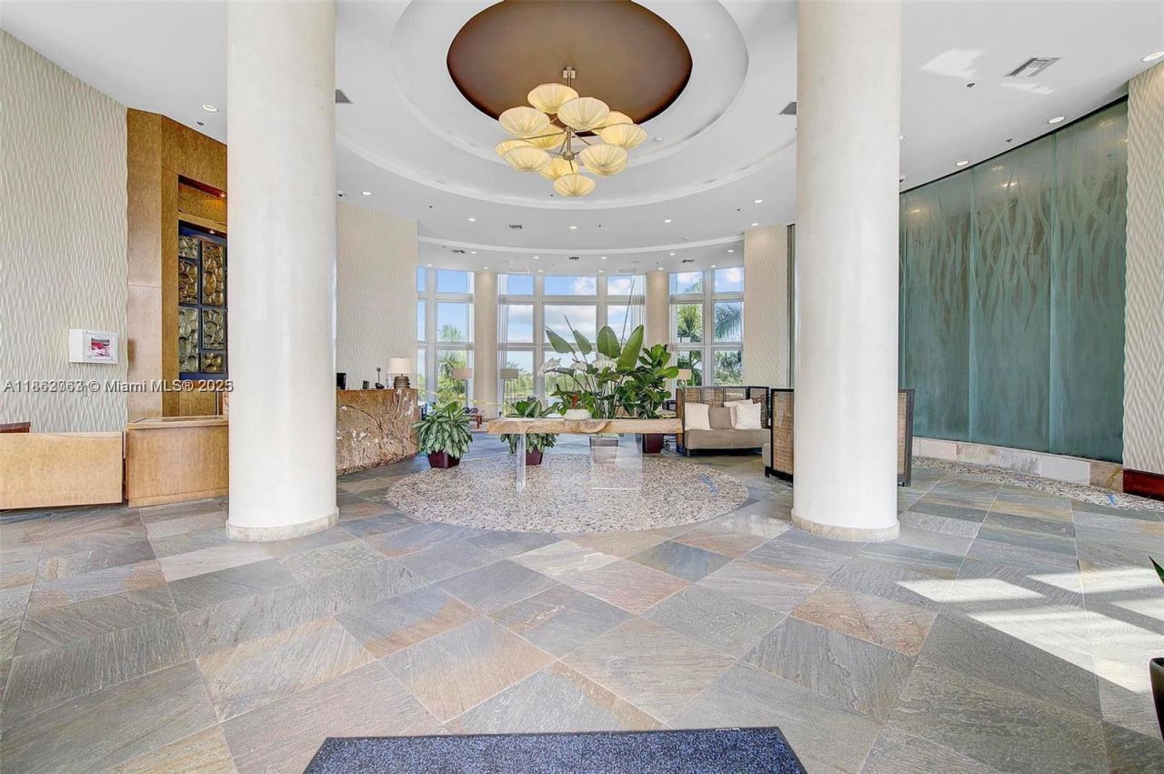 2681 N Flamingo Rd, Unit 1201S, Sunrise, FL 33323 Photo