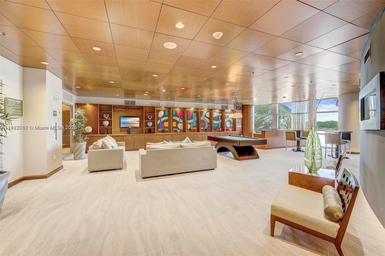 2681 N Flamingo Rd, Unit 1201S, Sunrise, FL 33323 Photo