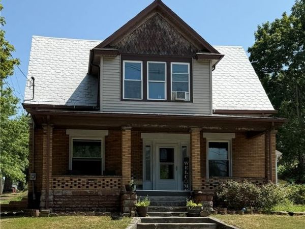 492 N Ellsworth Avenue, Salem, OH 44460