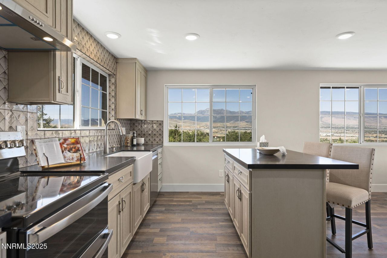 13900 Virginia Foothills Drive, Reno, NV 89521 Photo