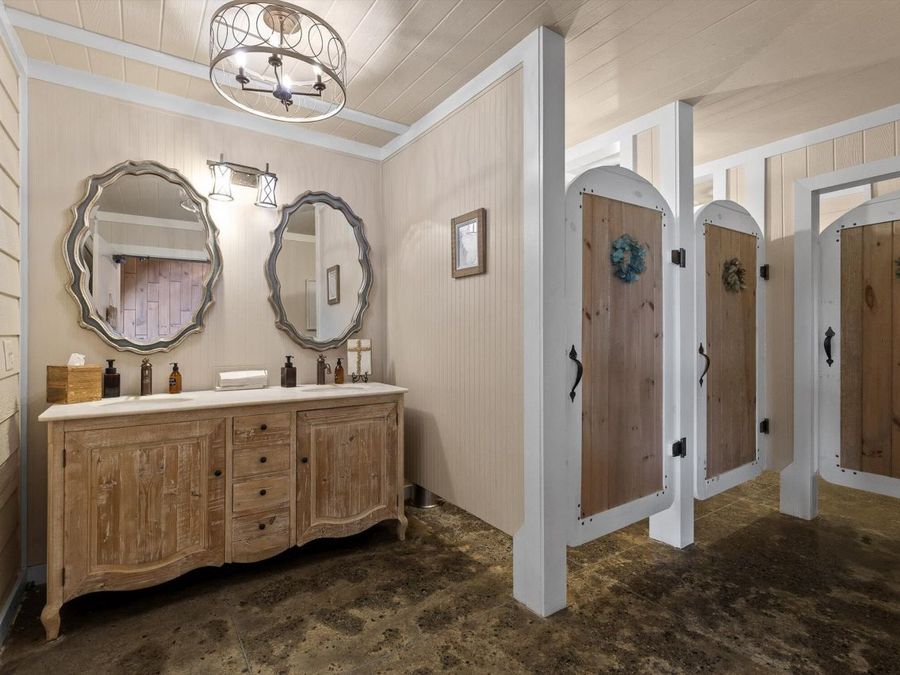 Property Image 105