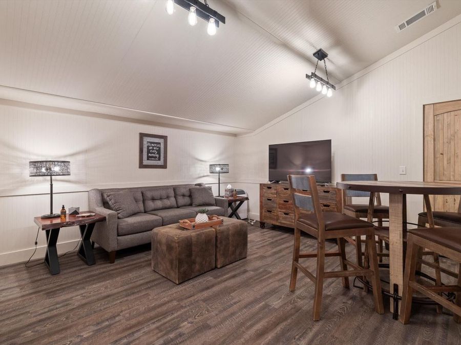 Property Image 113