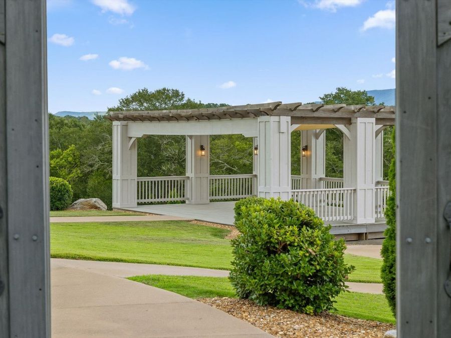 Property Image 123