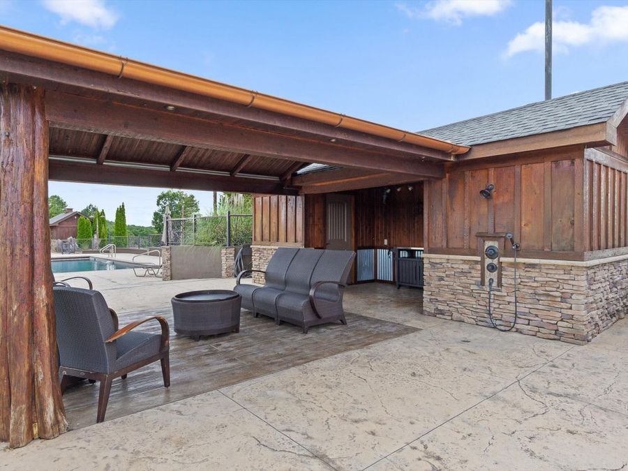 Property Image 185