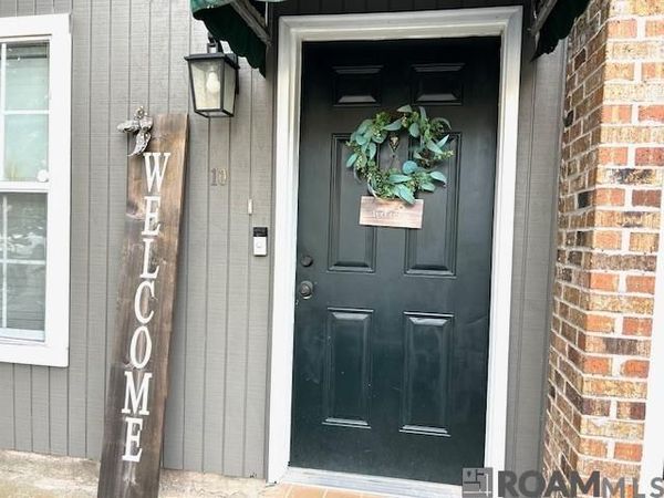 4624 Parkoaks Dr, Unit #10, Baton Rouge, LA 70816