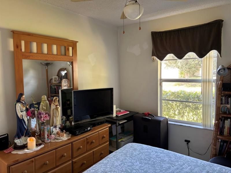 702 SW College Park Rd, Port Saint Lucie, FL 34953 Photo