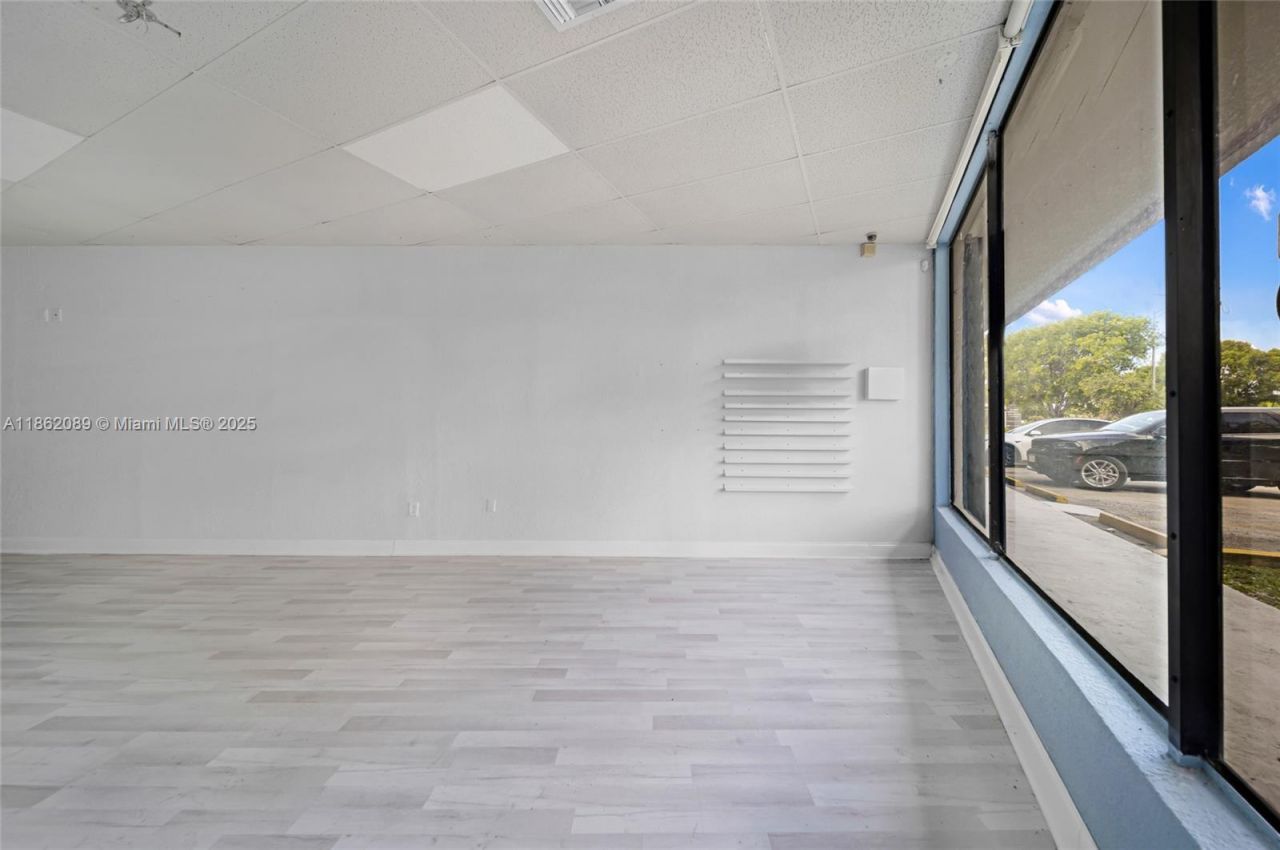 12253 S Dixie Hwy, Pinecrest, FL 33156 Photo