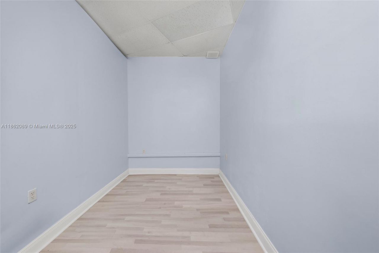 12253 S Dixie Hwy, Pinecrest, FL 33156 Photo