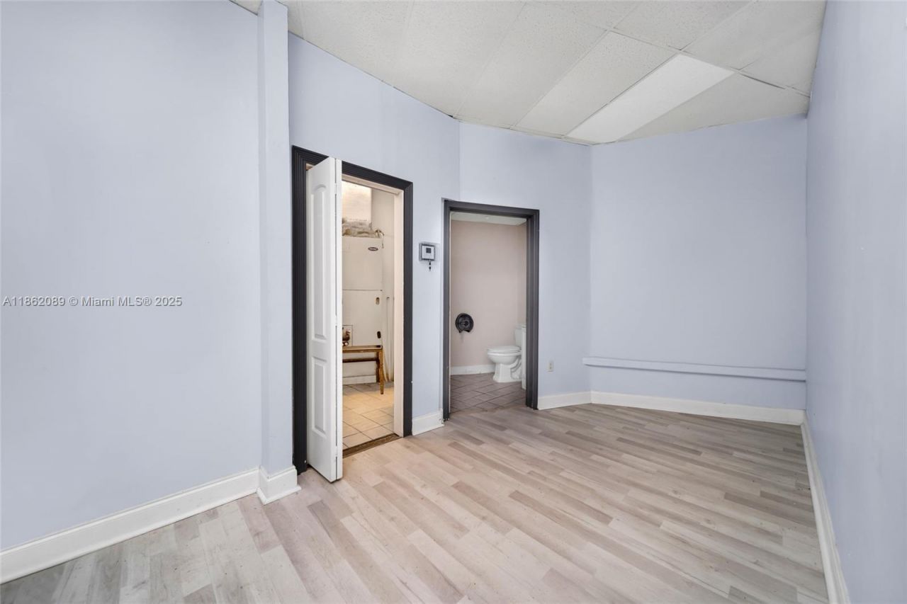 12253 S Dixie Hwy, Pinecrest, FL 33156 Photo