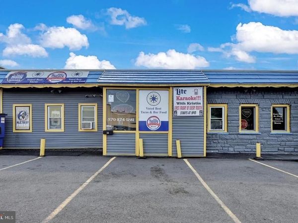 10 W OAK STREET, FRACKVILLE, PA 17931