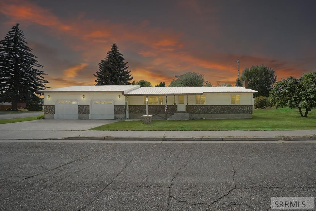 415 Juniper View Avenue primary photo