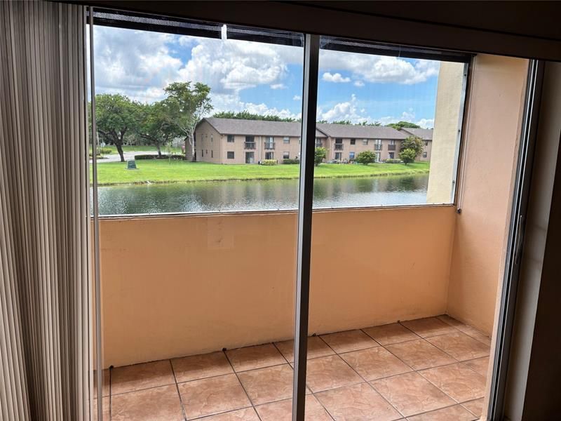 3905 N Nob Hill Road, Unit 205, Sunrise, FL 33351 Photo