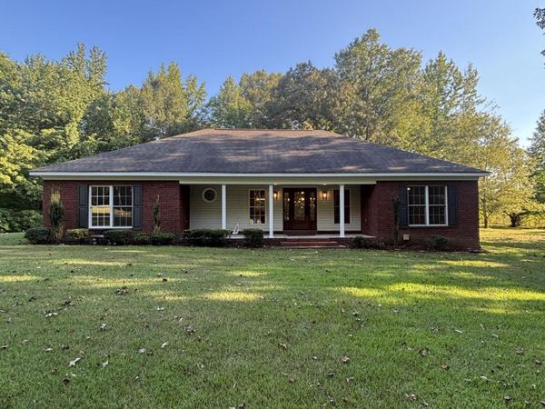 283 Aaron Road, Sarah, MS 38665